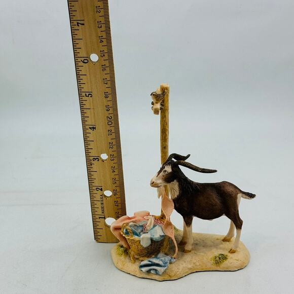 Glutton For Punishment Lowell Davis Schmid RFD America Figurine Goat Clothesline - Picture 11 of 12